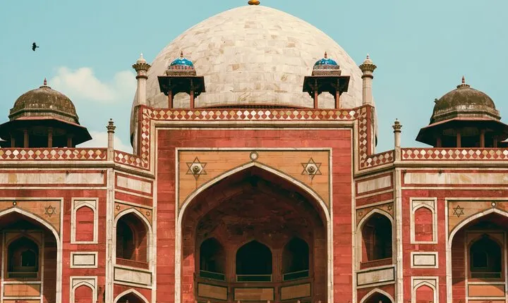 Humayun tomb the Precursor of Taj Mahal and Old Fort Visit