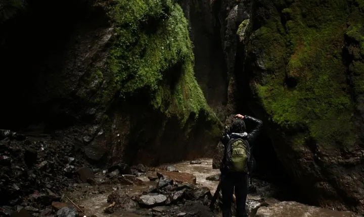 Full-Day Ghost Hideout Tour from Riobamba