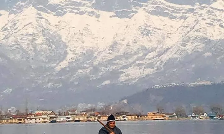 Lake Tour of Kashmir
