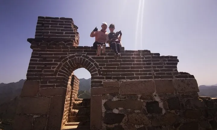Private Round Trip Transfer Service to Unrestored Huanghuacheng Great Wall