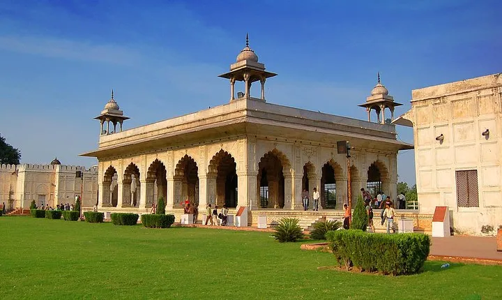Old Delhi Cycling Expedition With Breakfast & New Delhi Tour By Vehicle