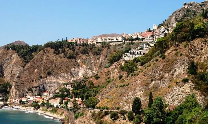 Private Guided Full-Day Tour to Taormina from Palermo with Pick Up