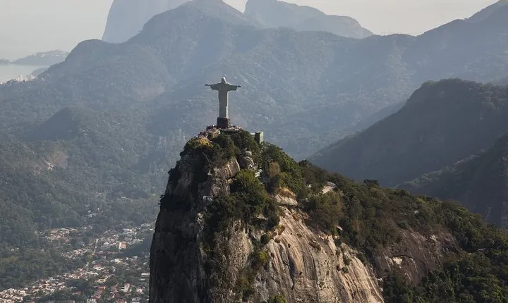Promo Rio de Janeiro: Corcovado With Maracanã + Sugar Loaf With City Tour