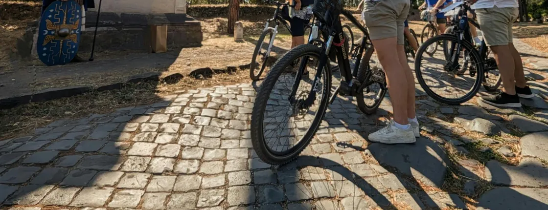 E-Bike Tour to the Appian Way,  the Aqueduct Park and the Catacombs