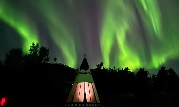 5-Day Guided Tour to Yellowknife Aurora Viewing