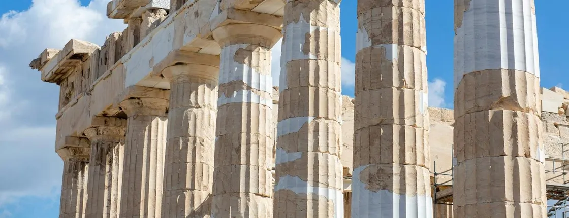 Guided tour to Athens' photogenic spots with a local