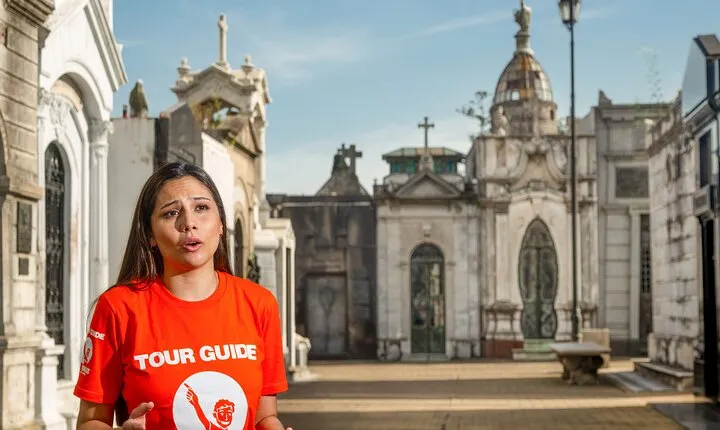 Recoleta Cemetery Walking Tour