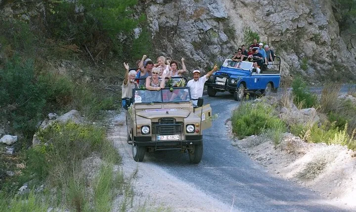 Unique sites in Bursa ~ guided tour ~ with lunch.