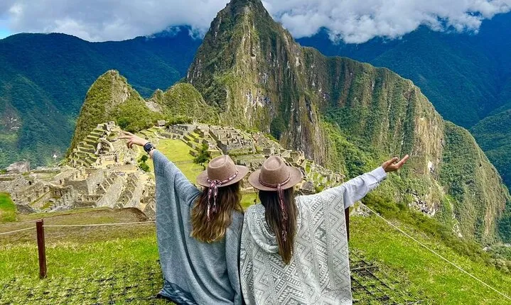 2-Day Machu Picchu Tour by train from Cusco ( All included )