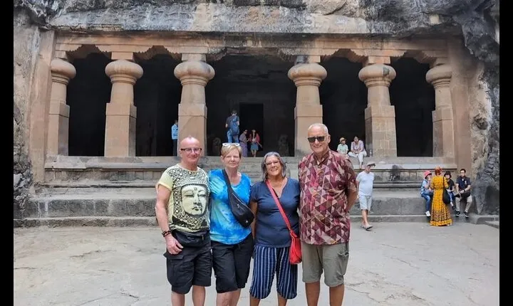 Mumbai Elephanta Island Heritage Walk with Local Guide