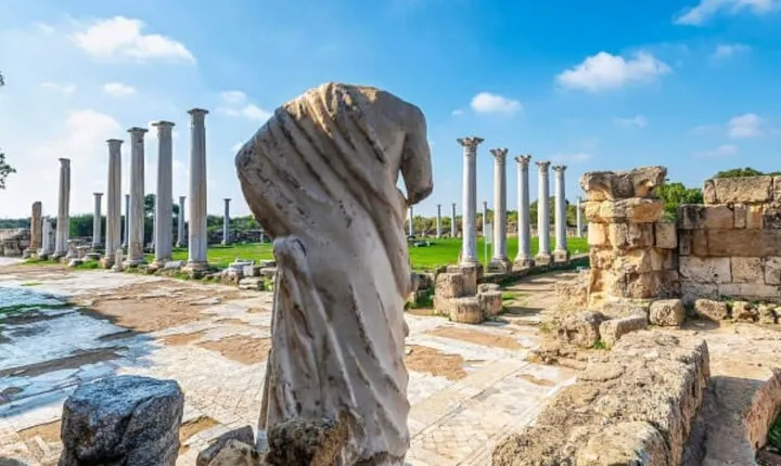 From Paphos: Famagusta City Tour with Salamis and Varosha