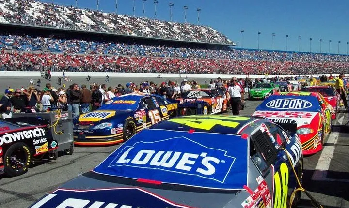 NASCAR Daytona 500 at Daytona International Speedway with Transportation