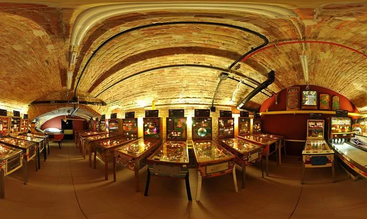 Skip the Line: Budapest Pinball Museum Admission Ticket