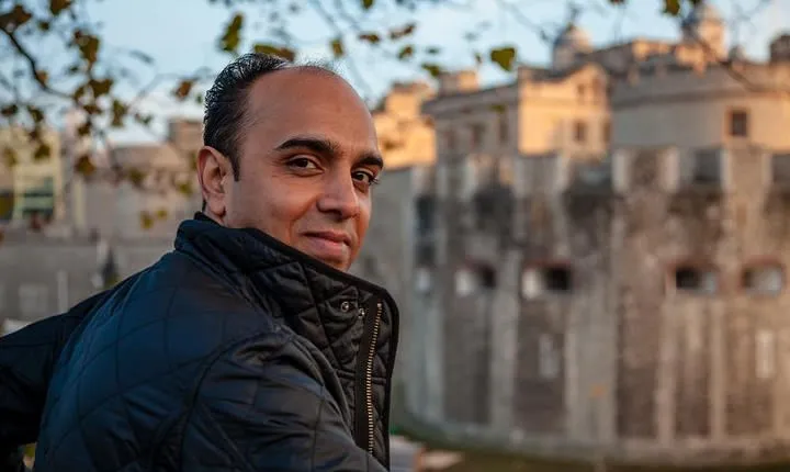 Private Photo Shoot with a Professional Photographer - Iconic London