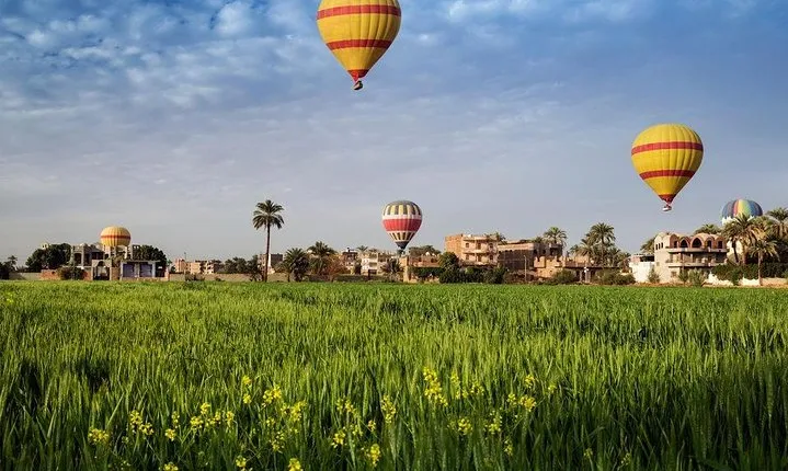 Hot Air Balloon - Special early trip