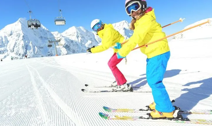 Private Ski Tour to Jisan, Vivaldy or Elysian Ski Resort