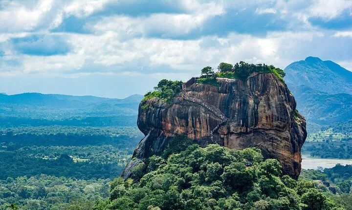 Sigiriya Rock Dambulla Cave and Village Tour From Trincomalee
