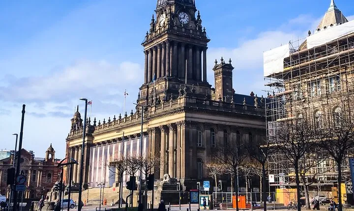 Leeds Tour App, Hidden Gems Game and Big Britain Quiz (1 Day Pass) UK
