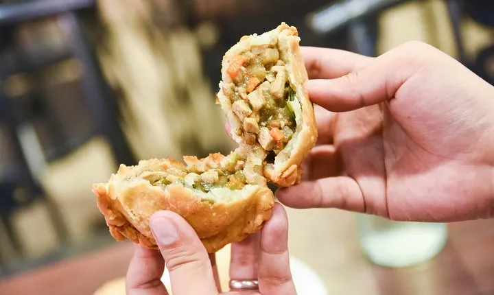 Manila Food Tour: Explore World's Oldest Chinatown