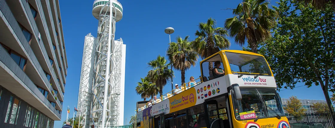 Oceanarium tickets and modern Lisbon bus tour