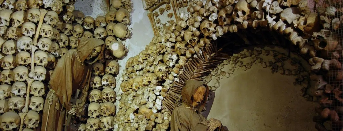 Catacombs and Capuchin Crypt Guided Tour with Transfer