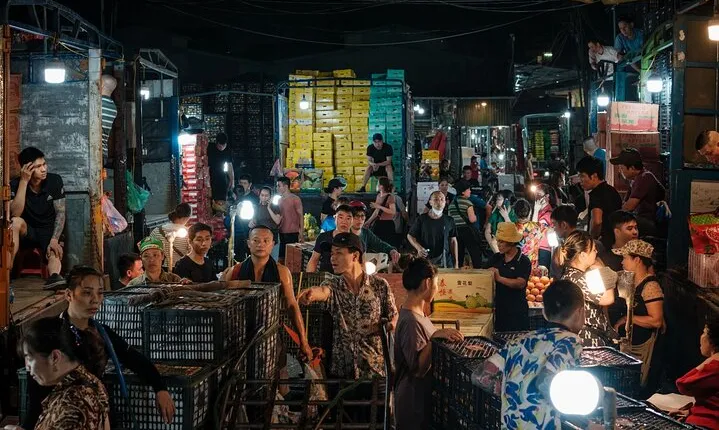 Hanoi by Night Photo Tour