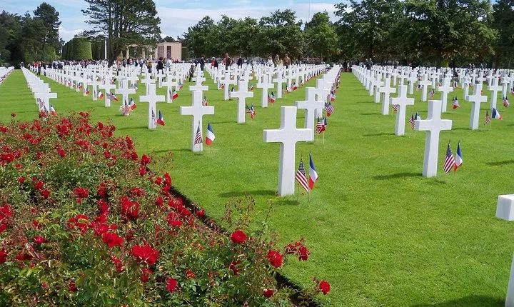MONT-ST-MICHEL and NORMANDY D-DAY: combined day-trip from PARIS