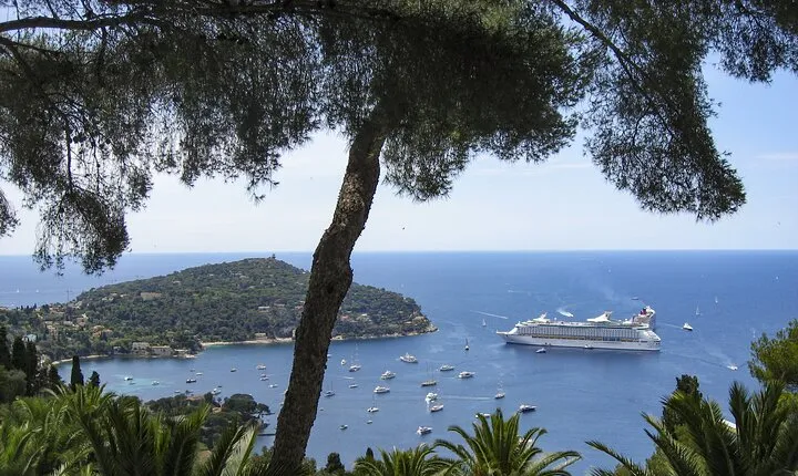 Private Transfer from Milan to Nice