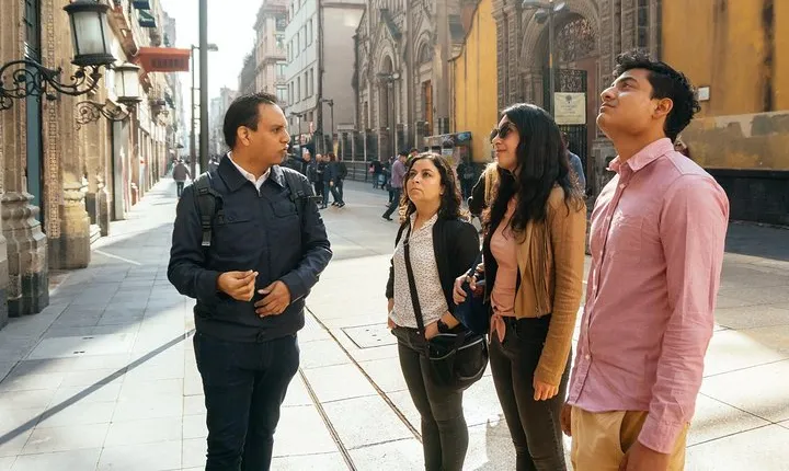 Highlights & Hidden Gems With Locals: Best of Mexico City Private Tour