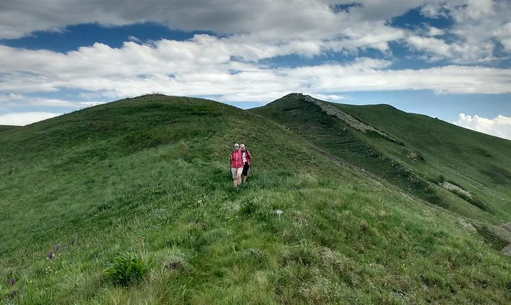 Daily jeep - hike tour to Ara Mountain