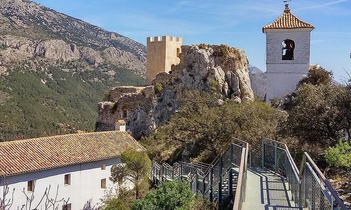 Guadalest Castle Tour from Alicante & Benidorm