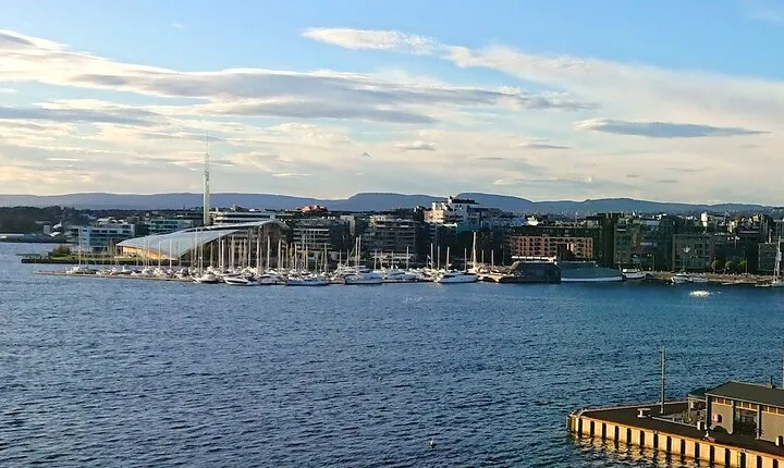 A Self-Guided Tour of Oslo's Waterfront