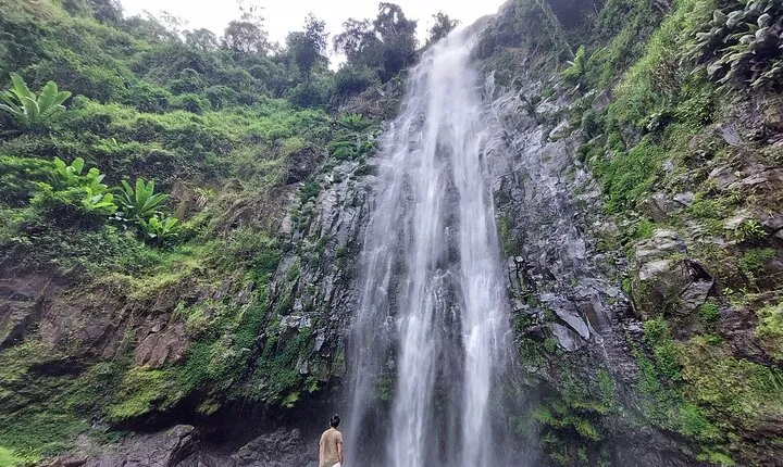 Materuni Waterfall Hike and Coffee Tour