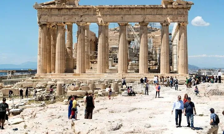 Athens Private Half Day Tour (up to 11 people)