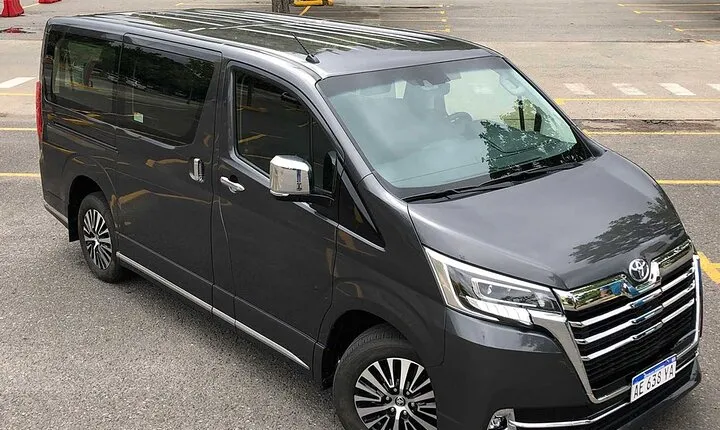 Private Transfer from Puerto Aventuras to Cancun Airport CUN by Minivan -Minibus