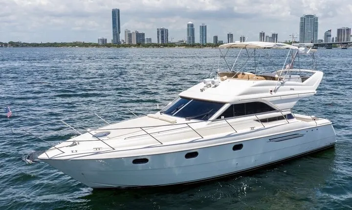 55ft 1 Hour FREE Miami Yacht Rental 3 to 6 Hours 13 People