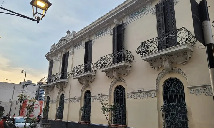 Small-Group Heritage Homes of Lima Tour
