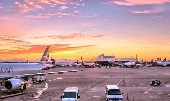 Herzliya to Tel Aviv Ben Gurion Airport Private Departure Transfer