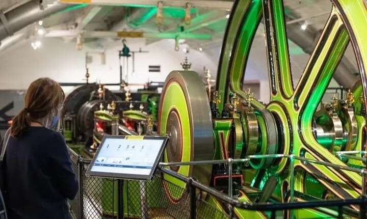 Explore Tower Bridge and London Top Sights Private Tour