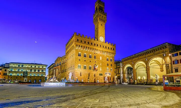 Florence: Old Medici Palace Skip the-Line-Entry Ticket with Host
