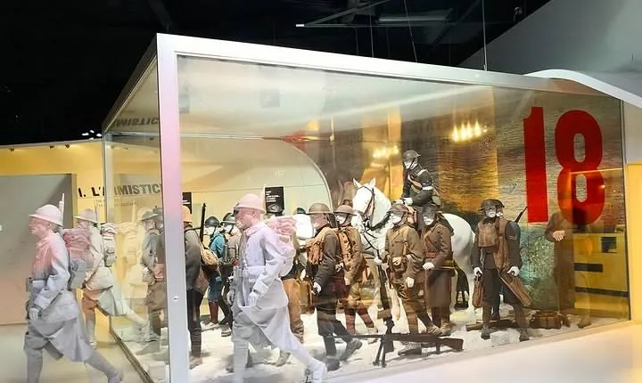 Trip from Paris to visit the Museum of the Great War aboard a Van (4/7 pax)