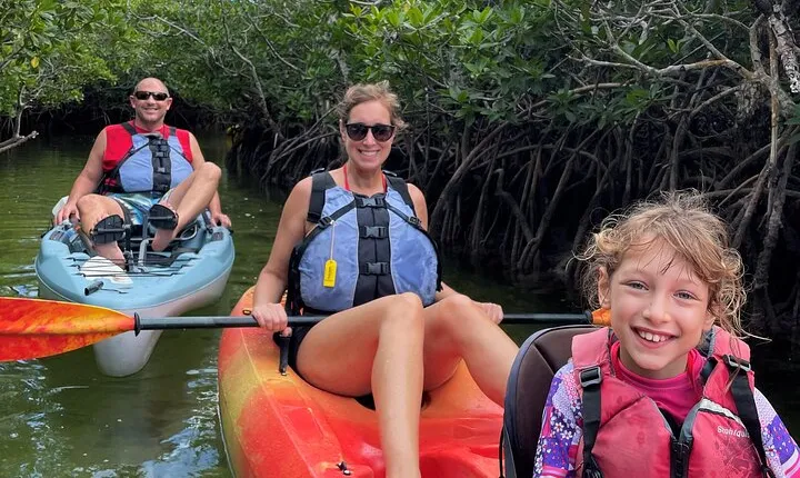 Mangrove Tunnel Kayak Adventure in Key Largo
