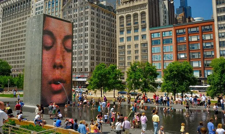 Private & All-Inclusive Chicago Downtown Highlights Walking Tour