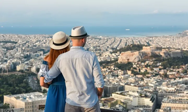 Private Romantic Tour Around Athens For Couples