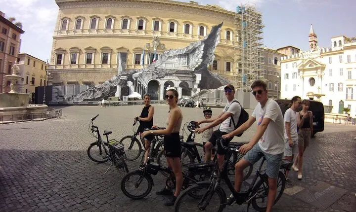 Rome Highlights by E-Bicycle