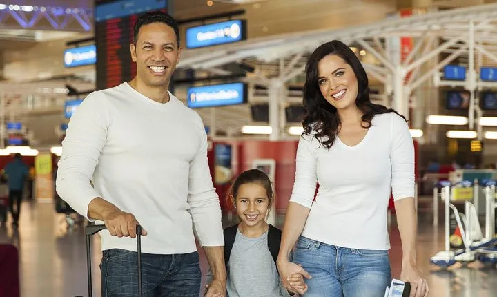 Private Las Vegas Hotel to Airport Luxury Limousine Transfer