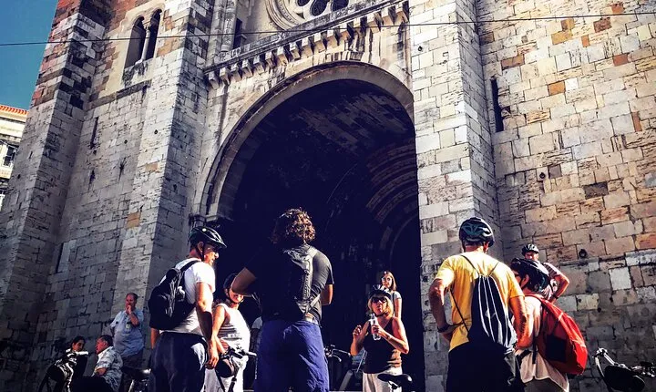 The 7 Hills Tour of Lisboa