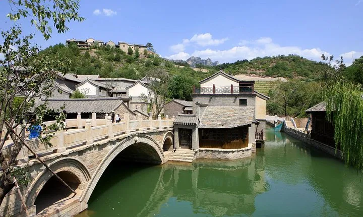 Private Beijing Gubei Water Town Day Tour With English Speaking Driver