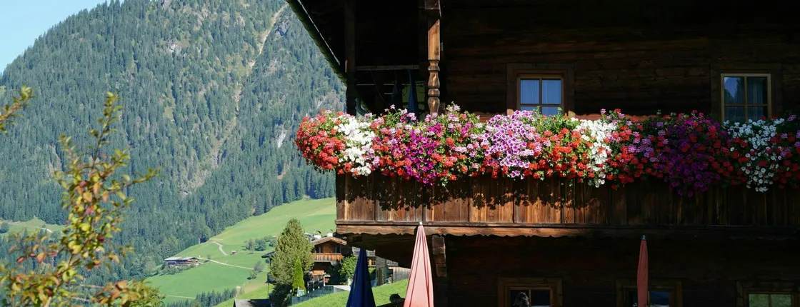 Tyrol's hidden gems and crystal museum private trip from Innsbruck