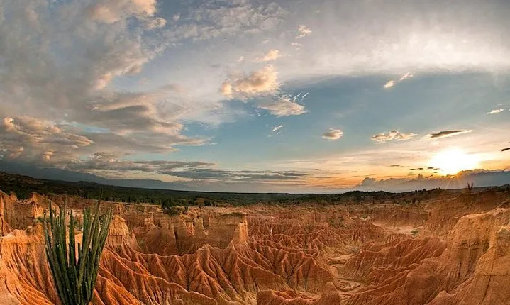 2-Day Private Tour to the Tatacoa Desert from Bogotá